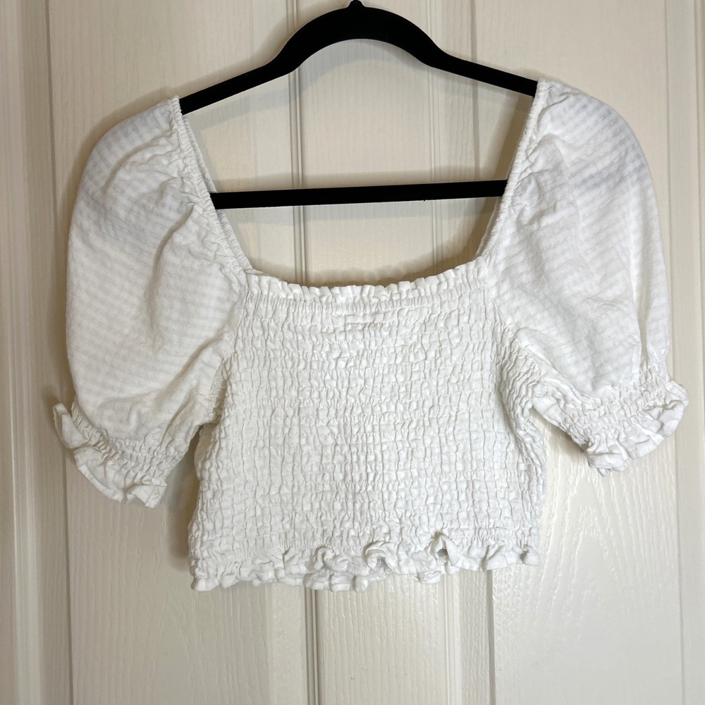Altar'd State White Smocked Puff Sleeve Top Medium - Picture 4 of 8
